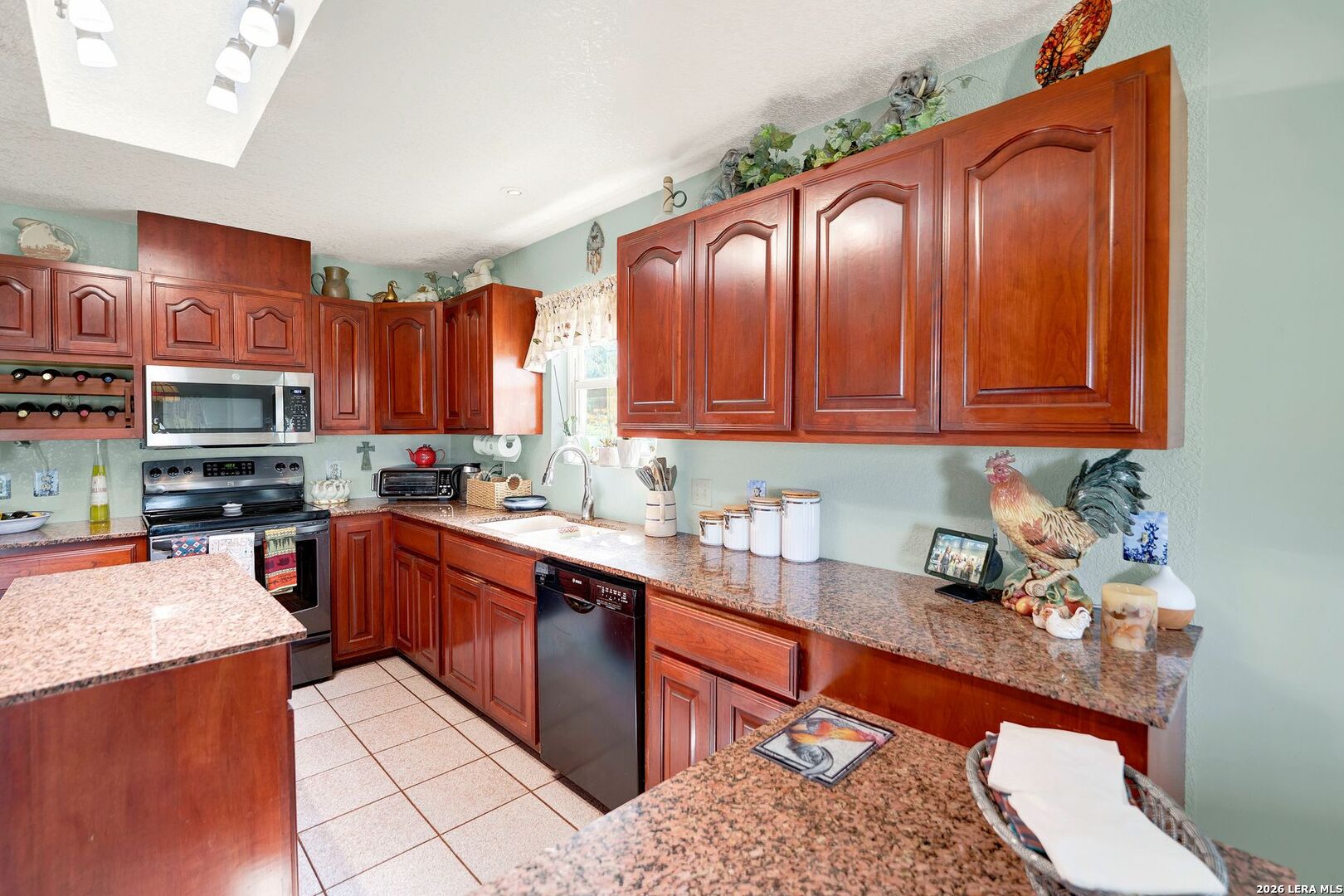 205 County Road 3501 Mico TX 78056