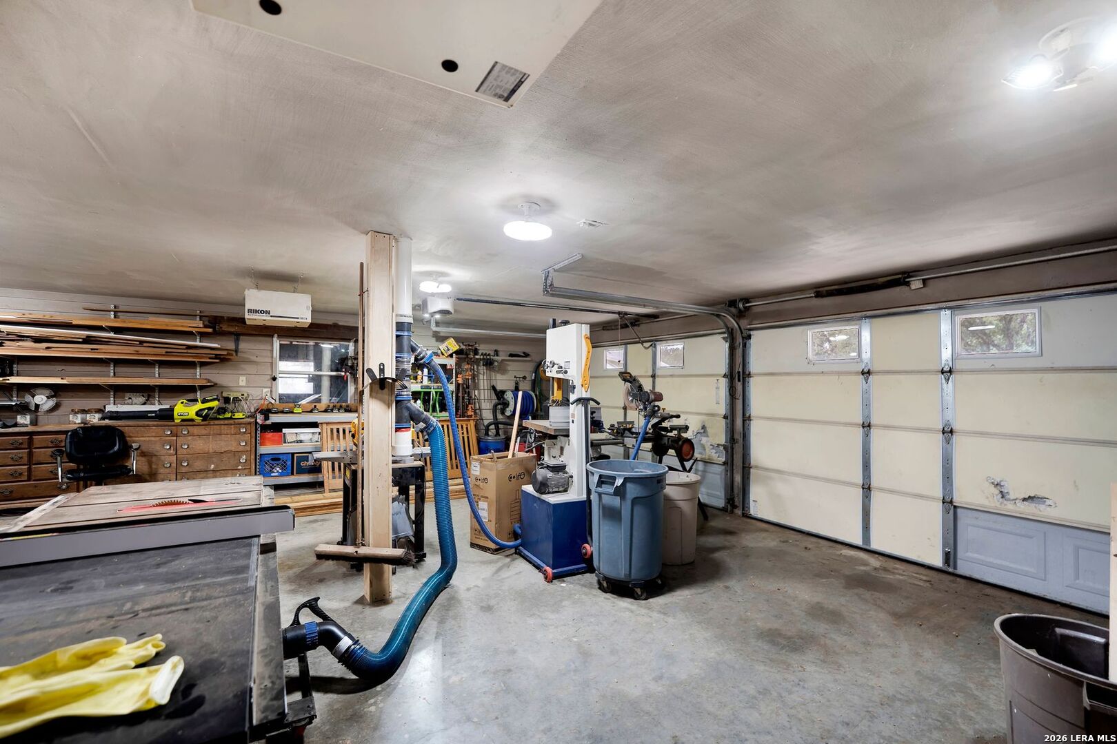 205 County Road 3501 Mico TX 78056