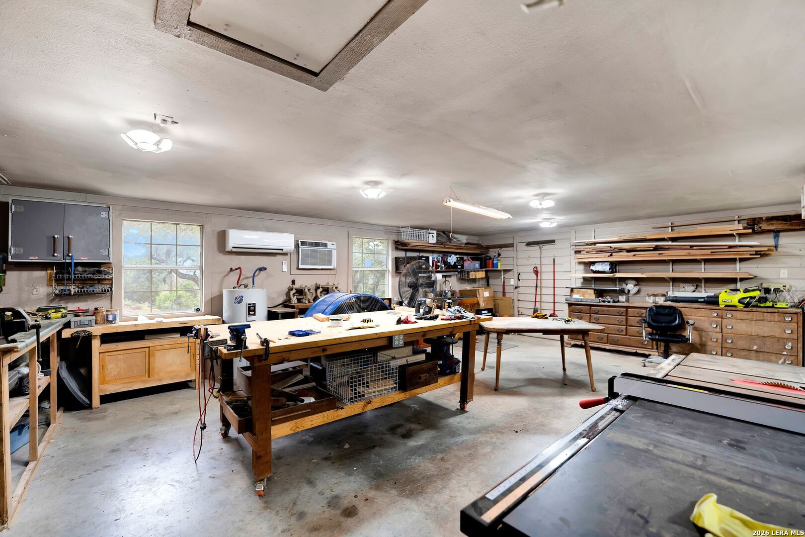 205 County Road 3501 Mico TX 78056