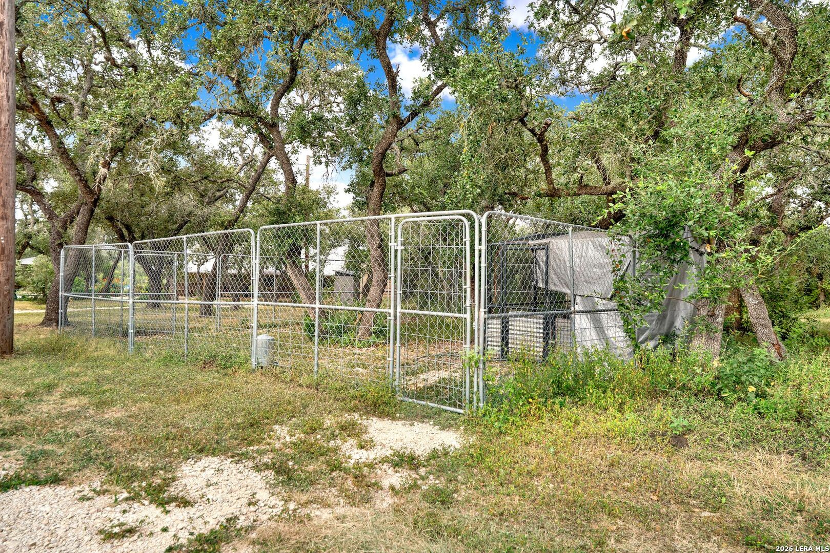 205 County Road 3501 Mico TX 78056