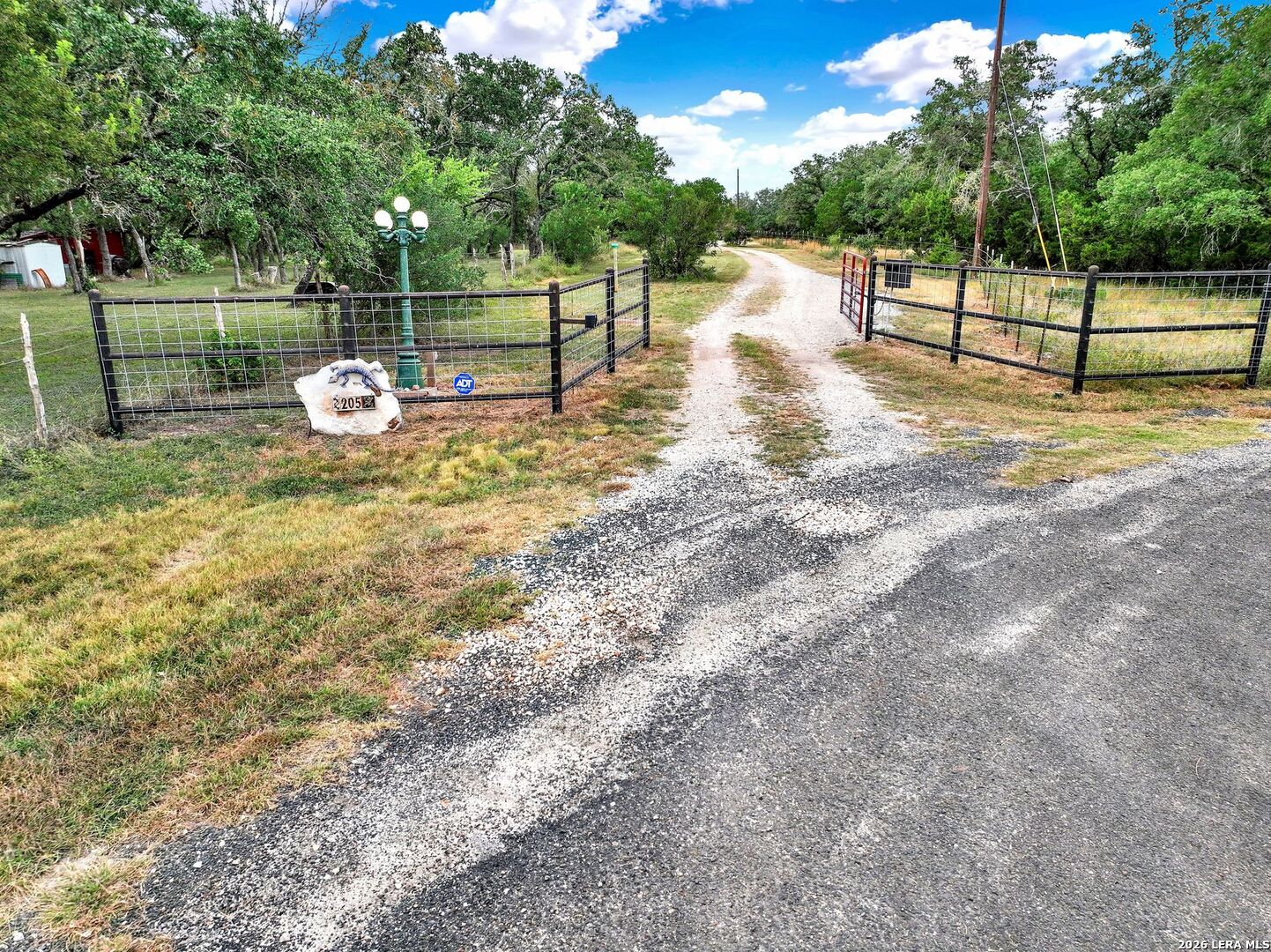 205 County Road 3501 Mico TX 78056
