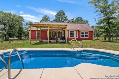 271 Longhorn Road Stockdale TX 78160