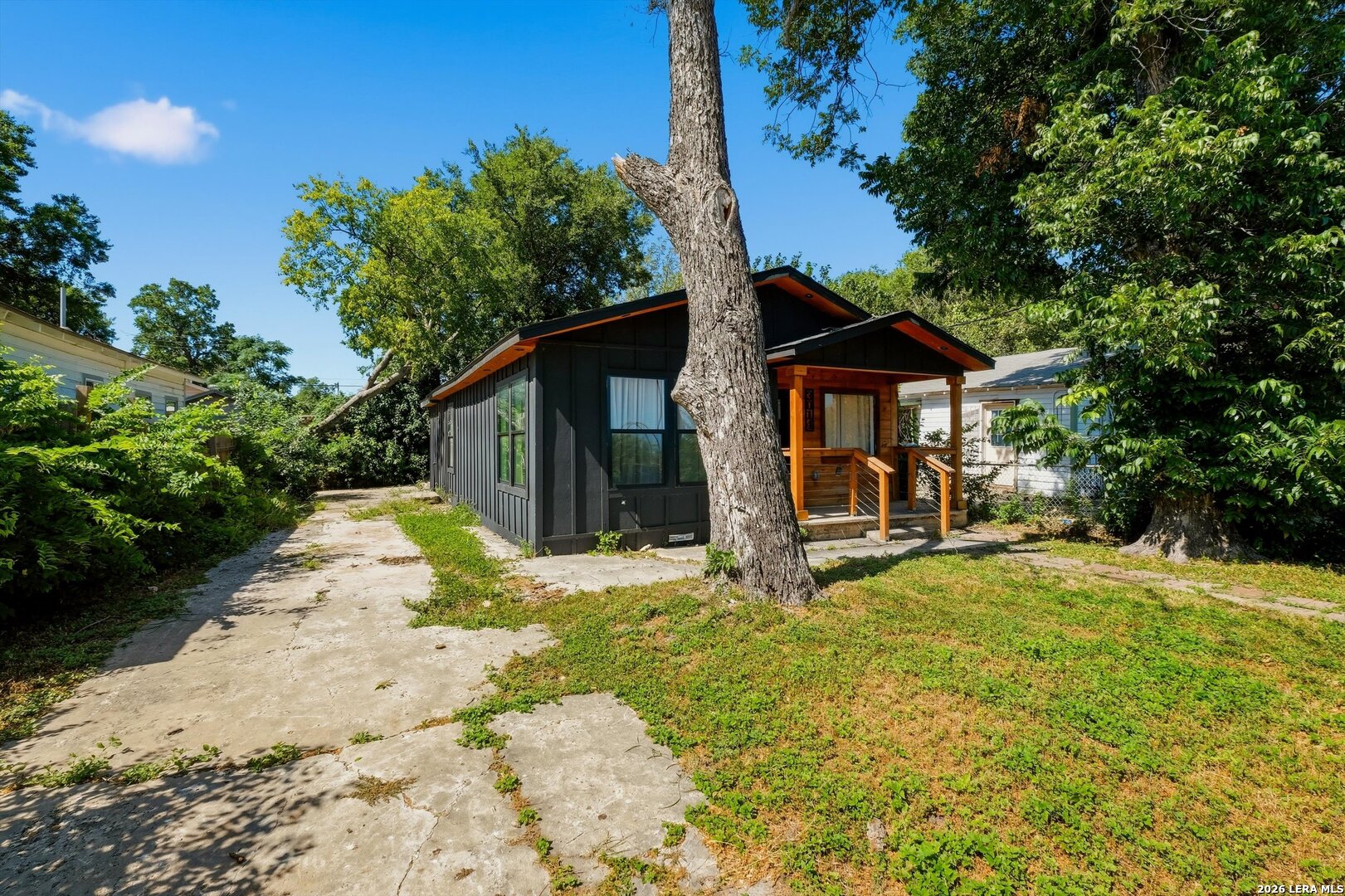 3014 El Paso Street San Antonio TX 78207