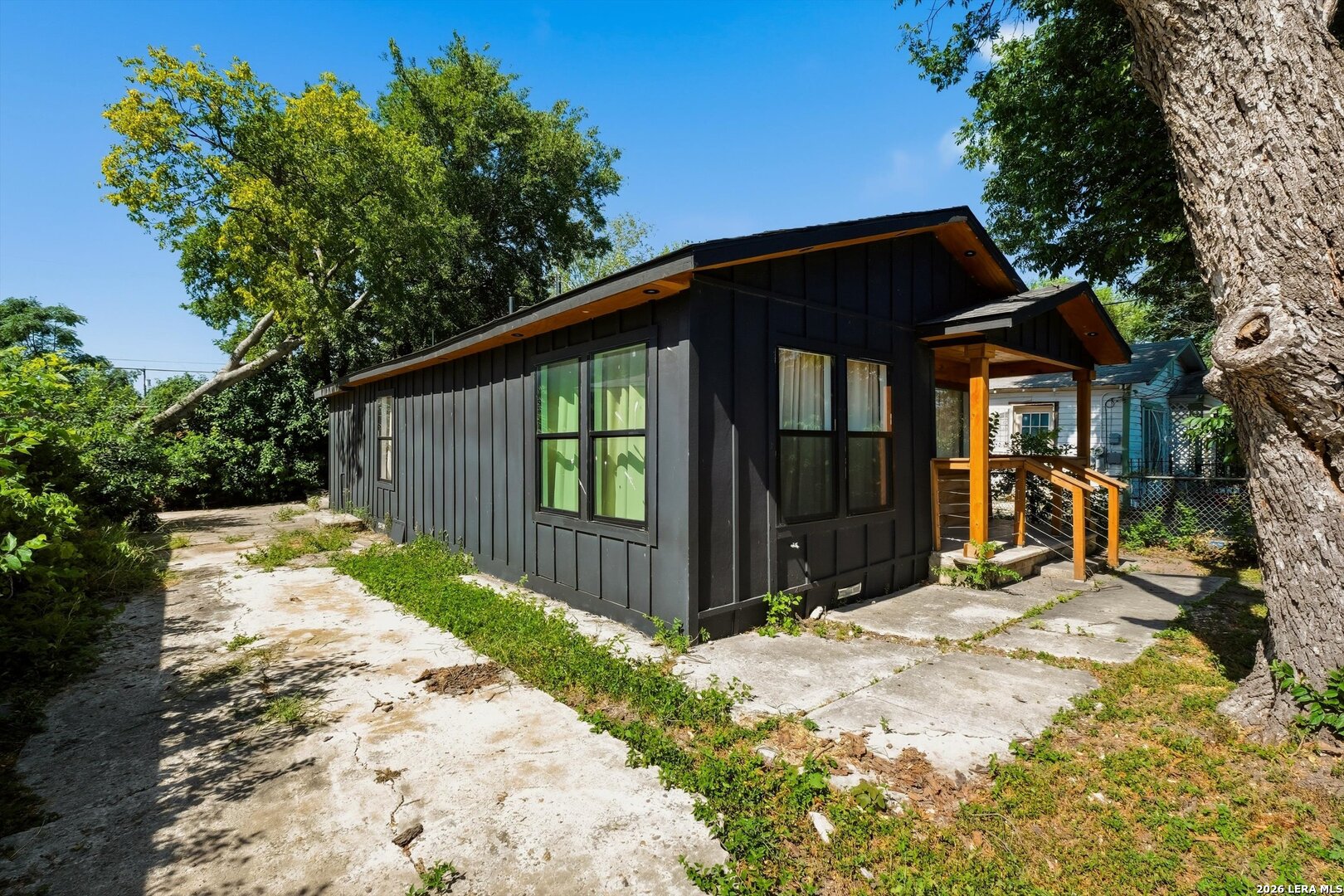 3014 El Paso Street San Antonio TX 78207
