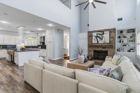 19111 Nature Oaks San Antonio TX 78258