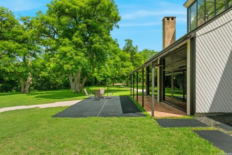 102 Lenz Drive Seguin TX 78155
