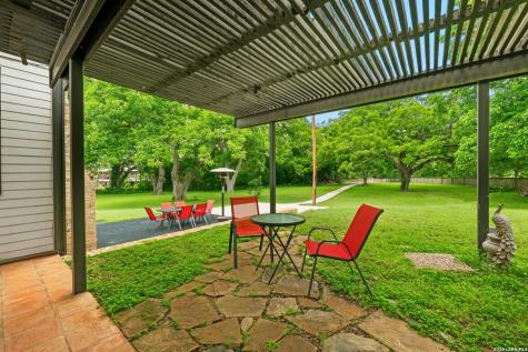 102 Lenz Drive Seguin TX 78155