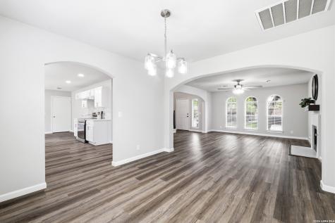 15047 Kamary Lane San Antonio TX 78247