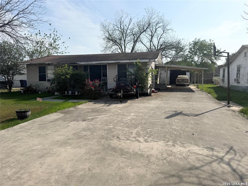 137 N Kowald Lane New Braunfels TX 78130