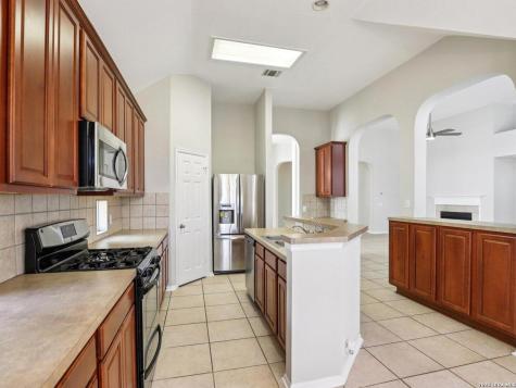 4723 River Rock San Antonio TX 78251