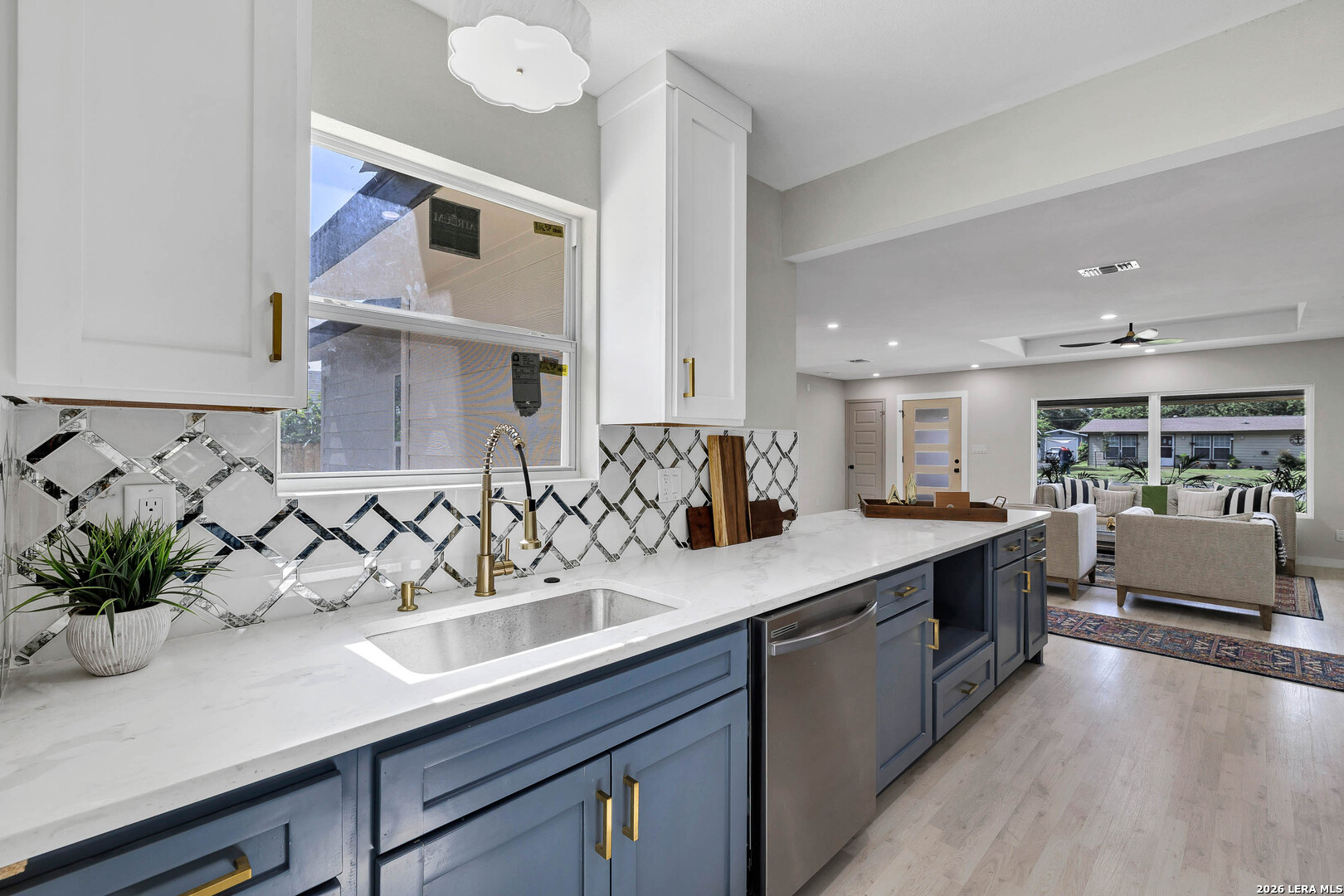 219 Laurelwood Drive San Antonio TX 78213