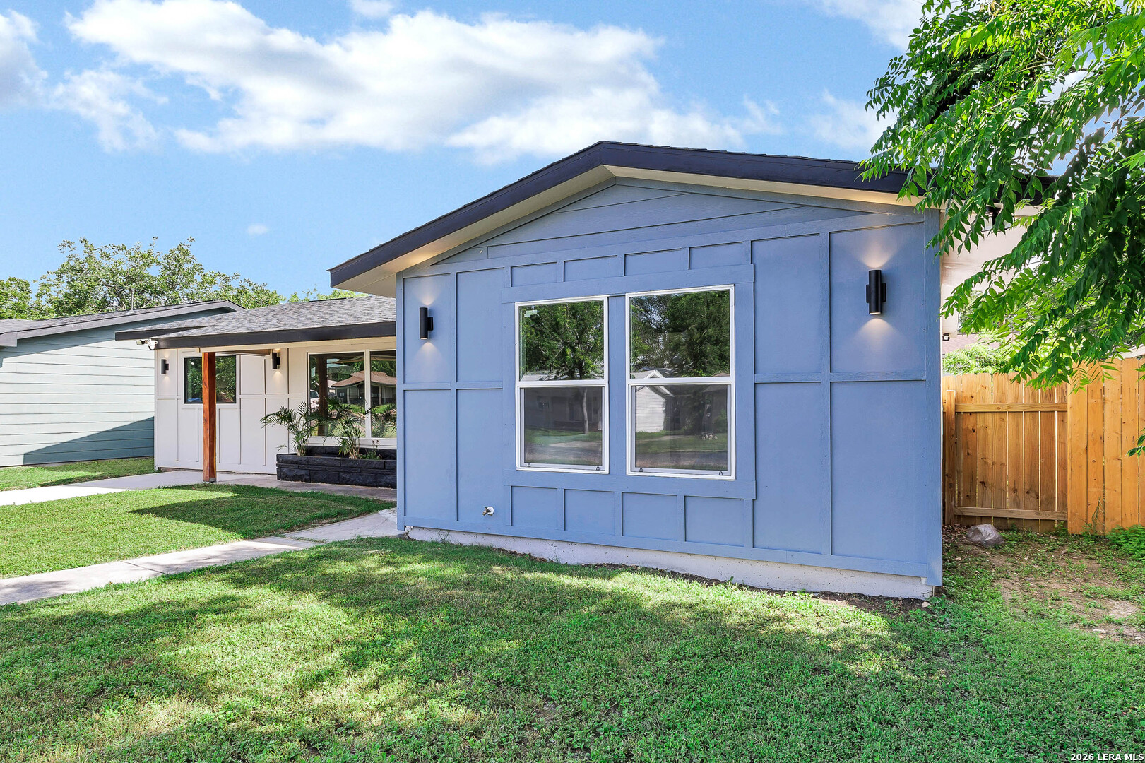 219 Laurelwood Drive San Antonio TX 78213