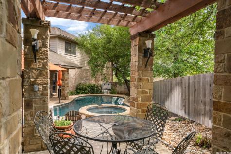 2415 Rogers Isle San Antonio TX 78258