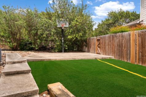2415 Rogers Isle San Antonio TX 78258