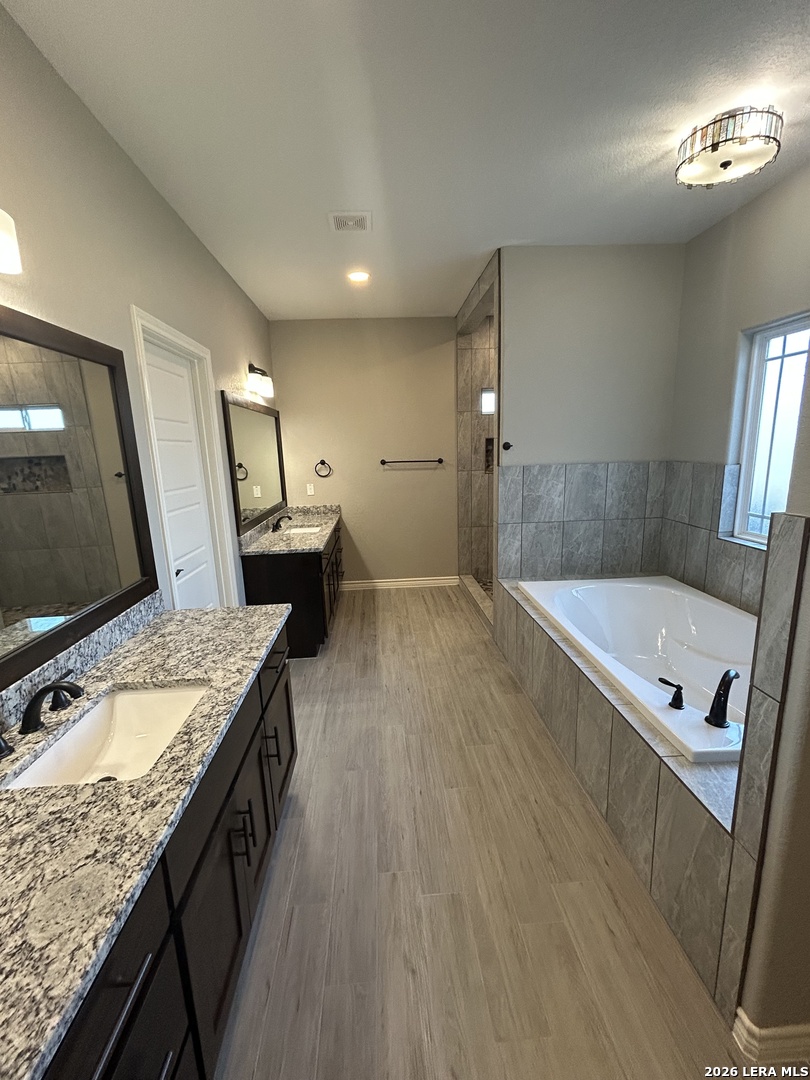 108 Estates La Vernia TX 78121