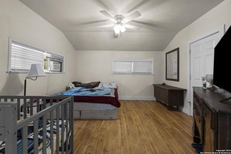 916 Ford Street Kerrville TX 78028