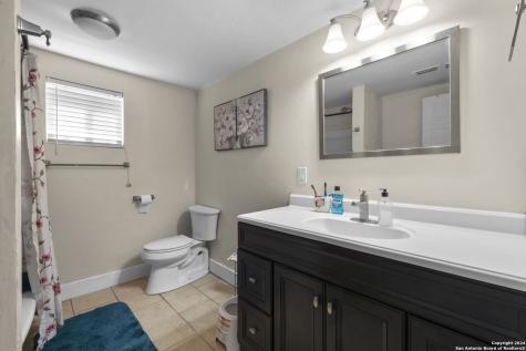 916 Ford Street Kerrville TX 78028