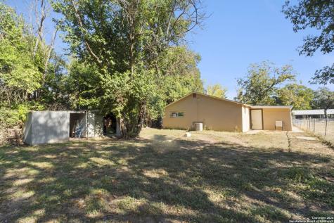 916 Ford Street Kerrville TX 78028