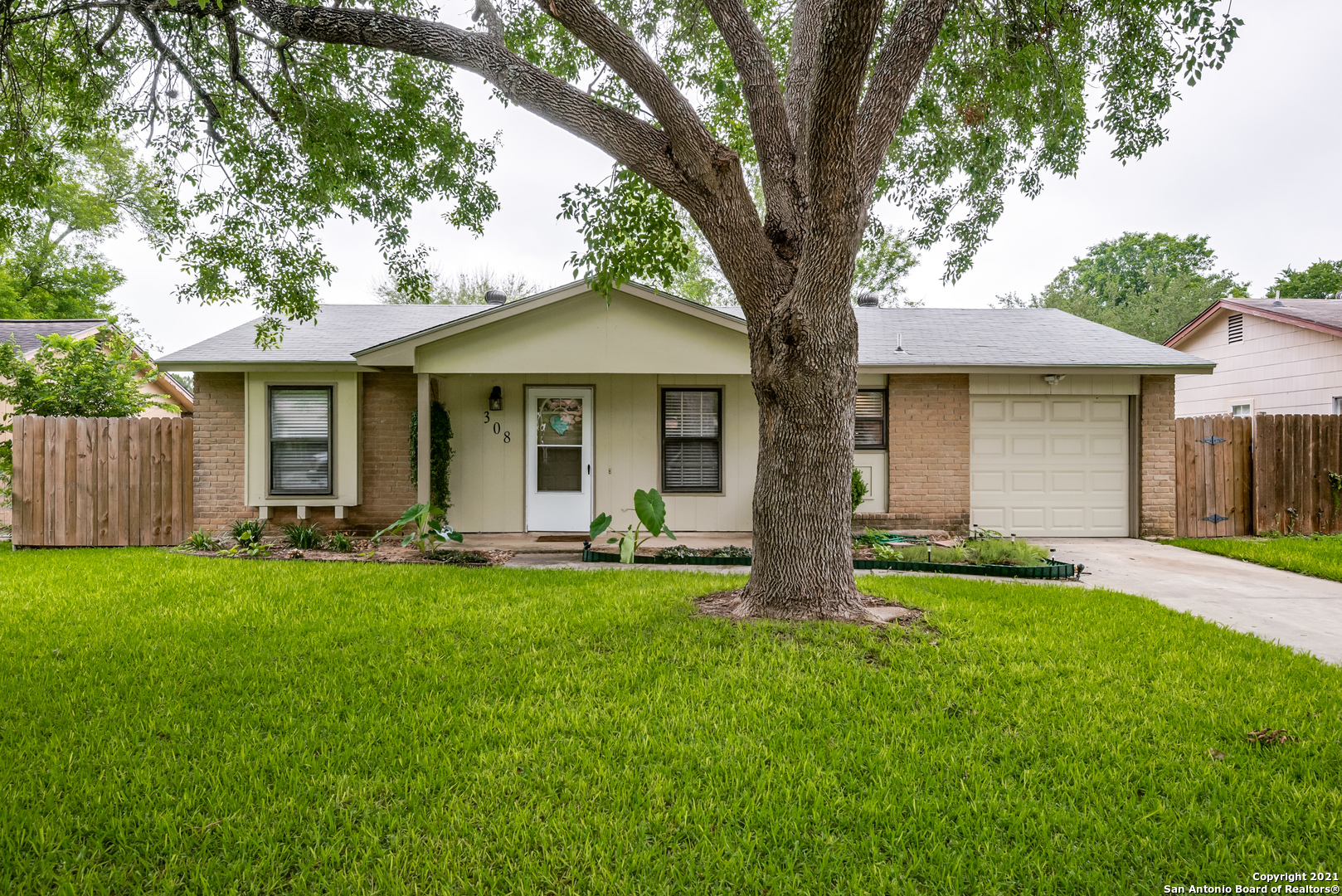 308 Judith Ann Drive Schertz TX 78154