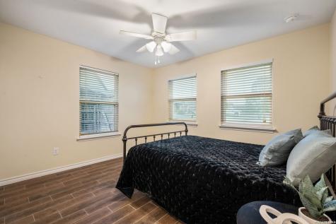 533 Indian Crossing Jourdanton TX 78026