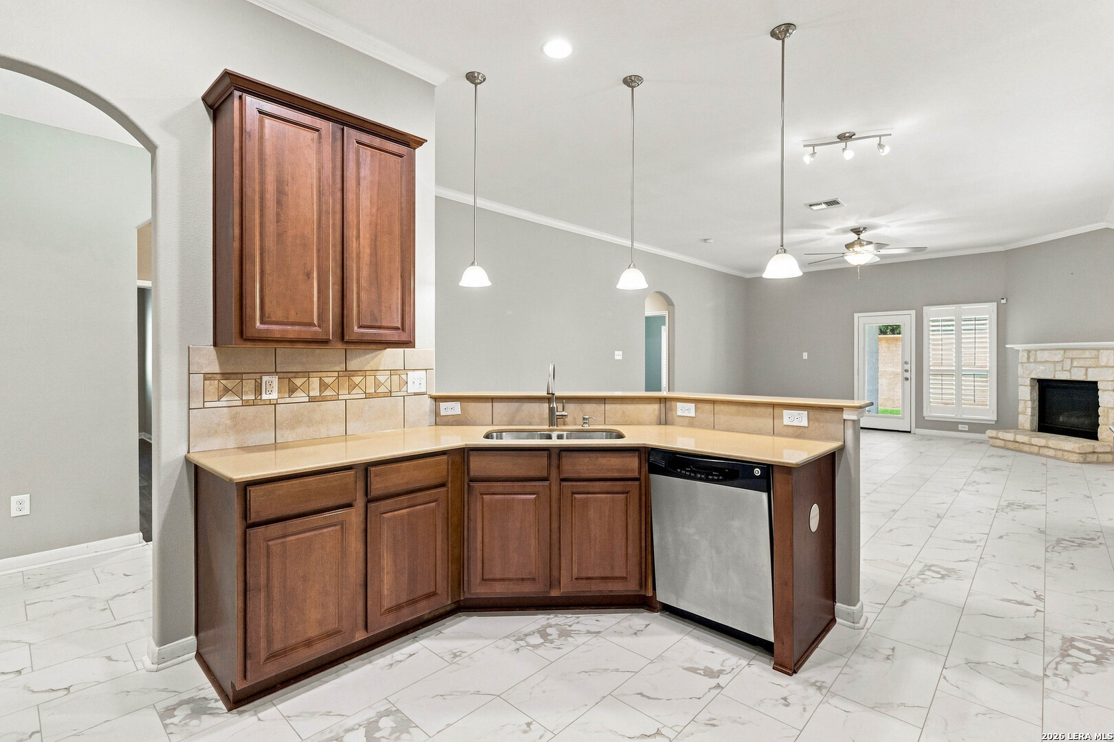 7835 Kings Spring San Antonio TX 78254