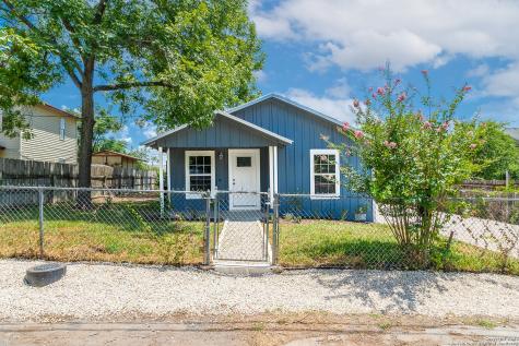 817 Zunker Street Seguin TX 78155