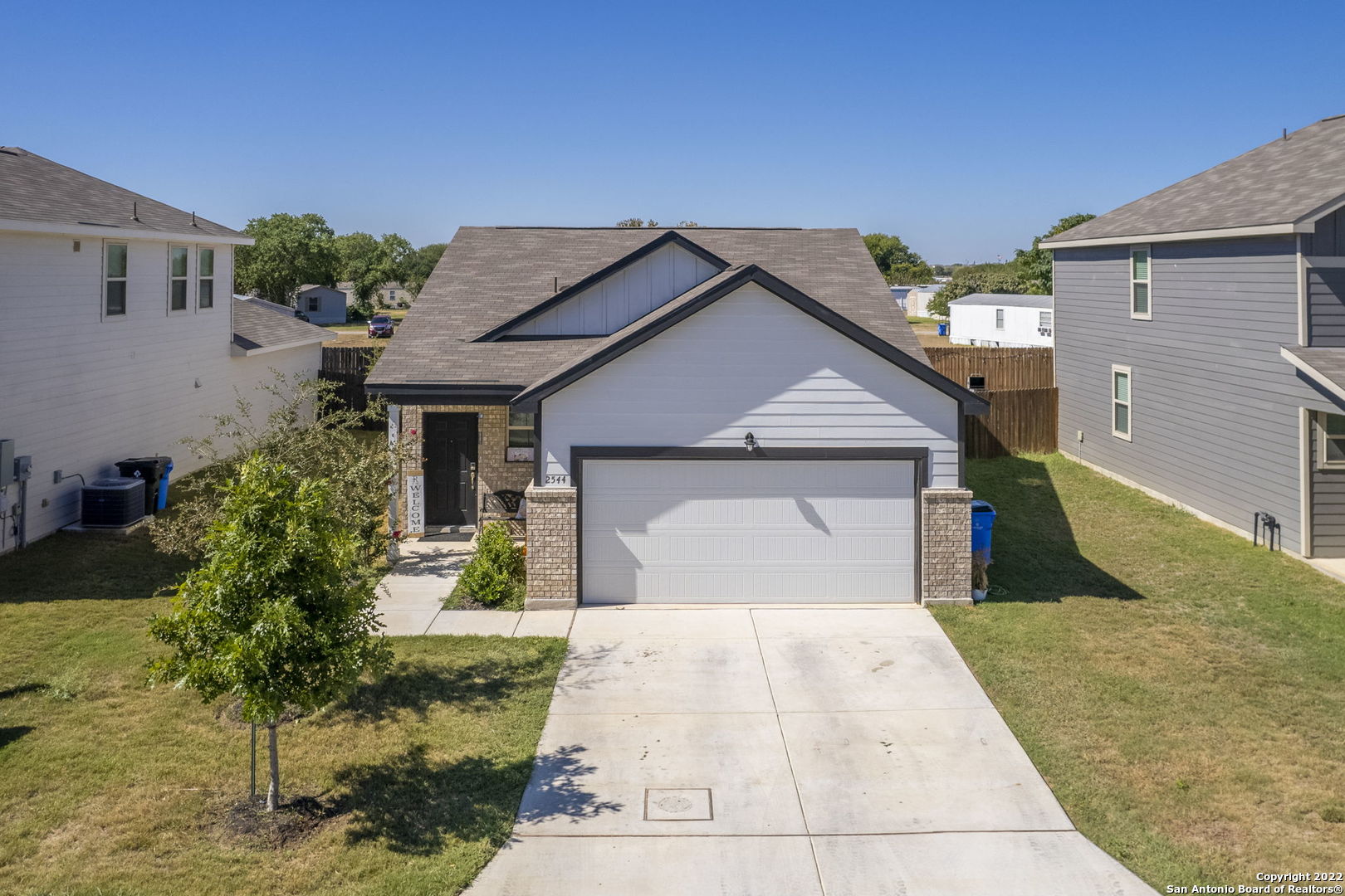 2544 Smokey Cove Seguin TX 78155