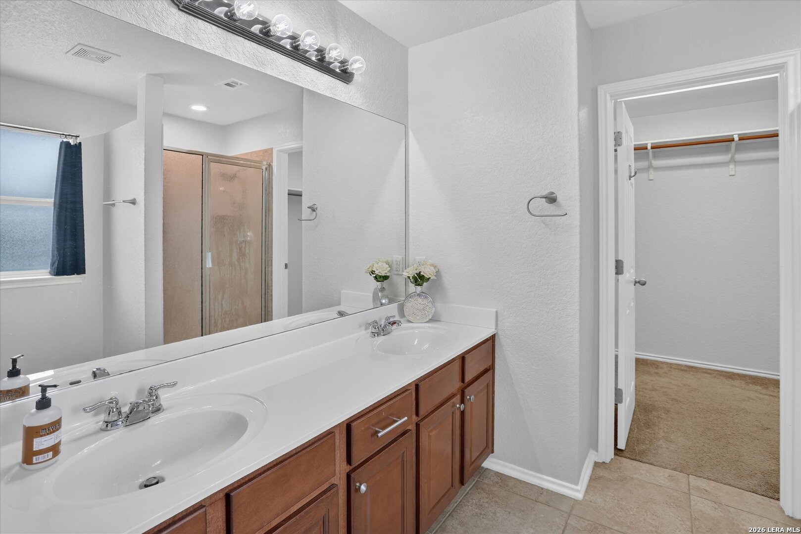 6913 Abbey Falls San Antonio TX 78249