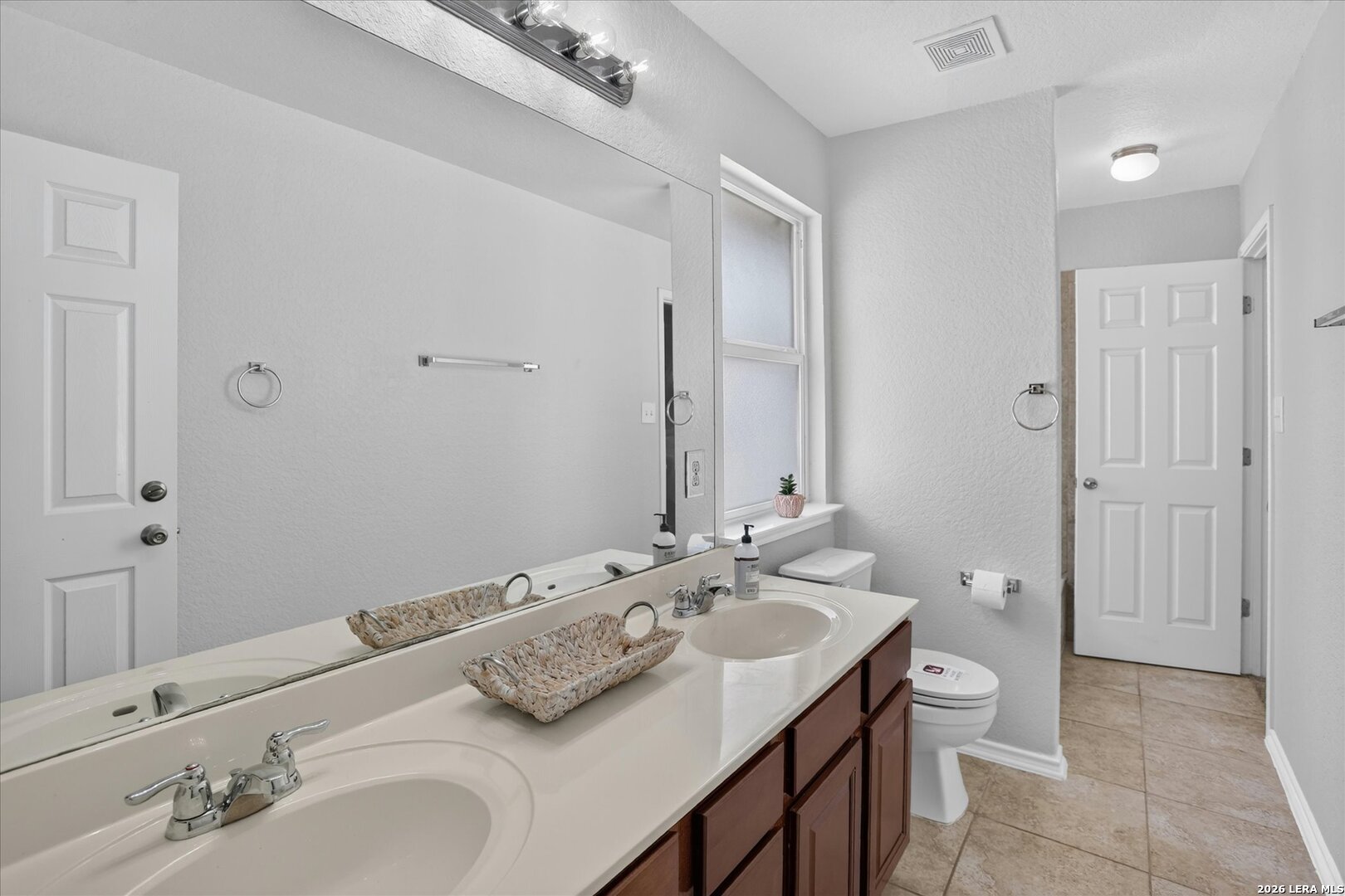 6913 Abbey Falls San Antonio TX 78249