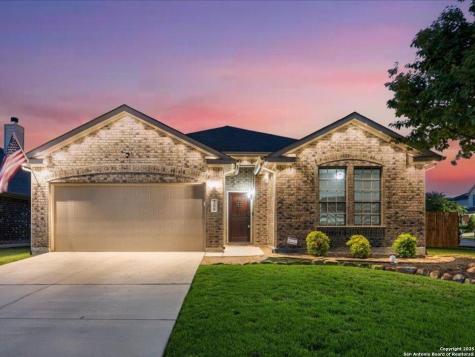208 Albarella Cibolo TX 78108