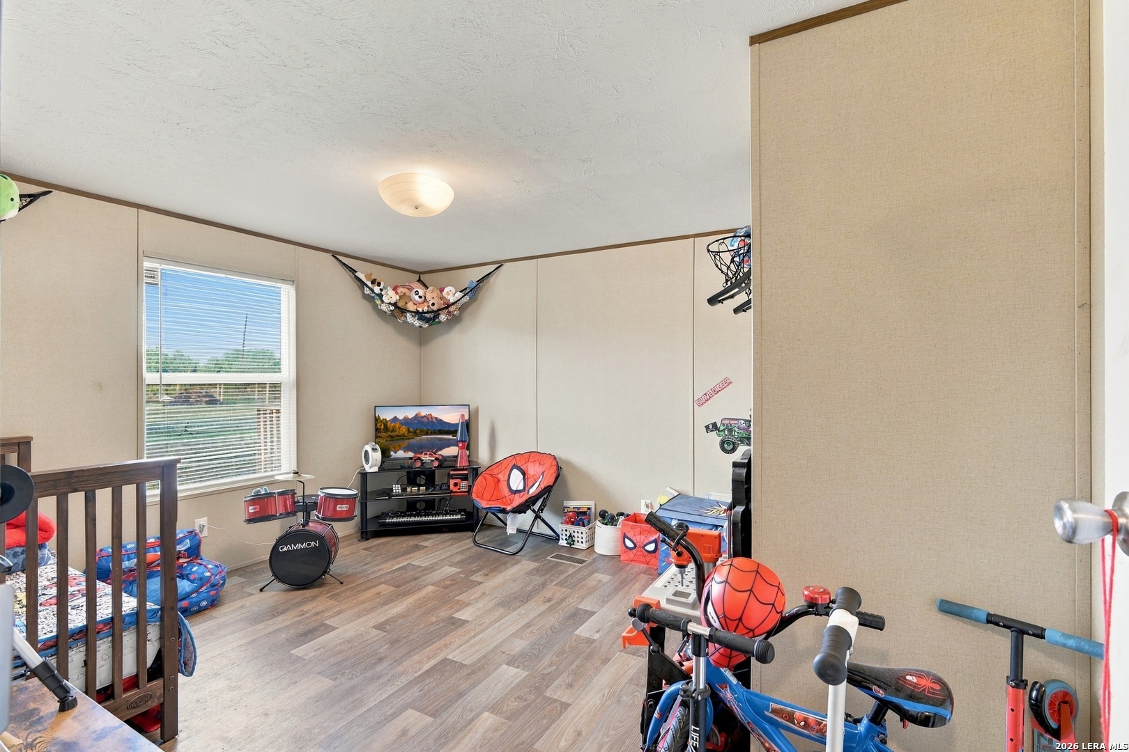 955 County Road 6753 Devine TX 78016