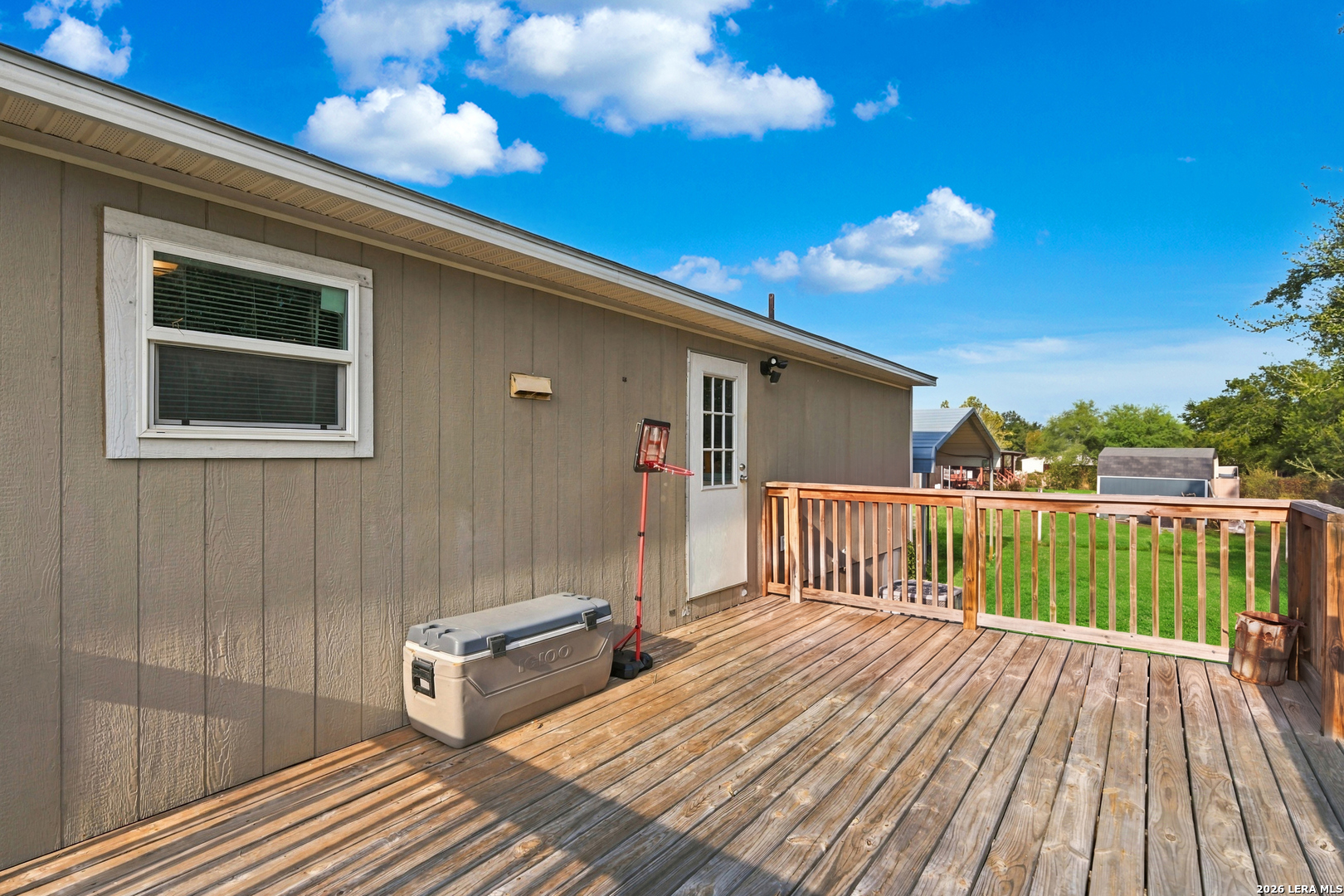955 County Road 6753 Devine TX 78016