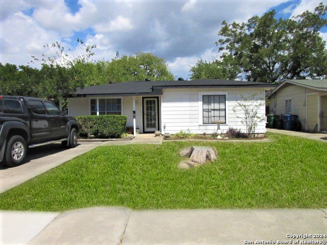 219 W Greenway Avenue San Antonio TX 78226