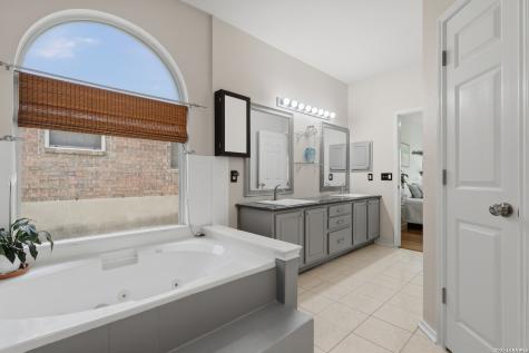 21254 Rio Sabinal San Antonio TX 78259