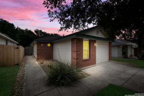 66 Rainy Avenue San Antonio TX 78240