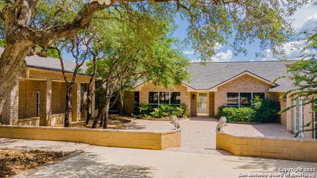 585 Oak Bend Drive Bandera TX 78003