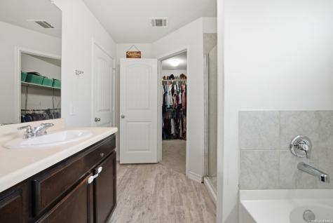 5935 Forte Falls San Antonio TX 78252