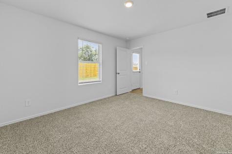16068 Mahogany Way Elmendorf TX 78112