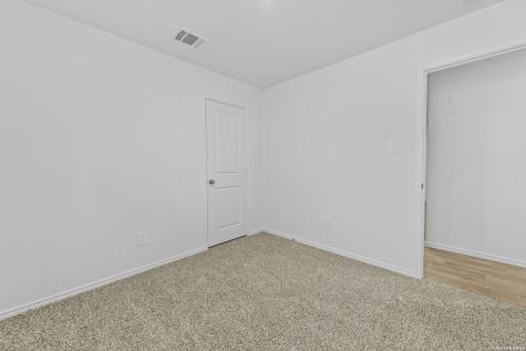 16068 Mahogany Way Elmendorf TX 78112