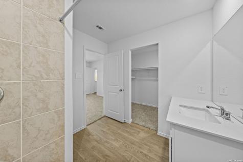 16068 Mahogany Way Elmendorf TX 78112