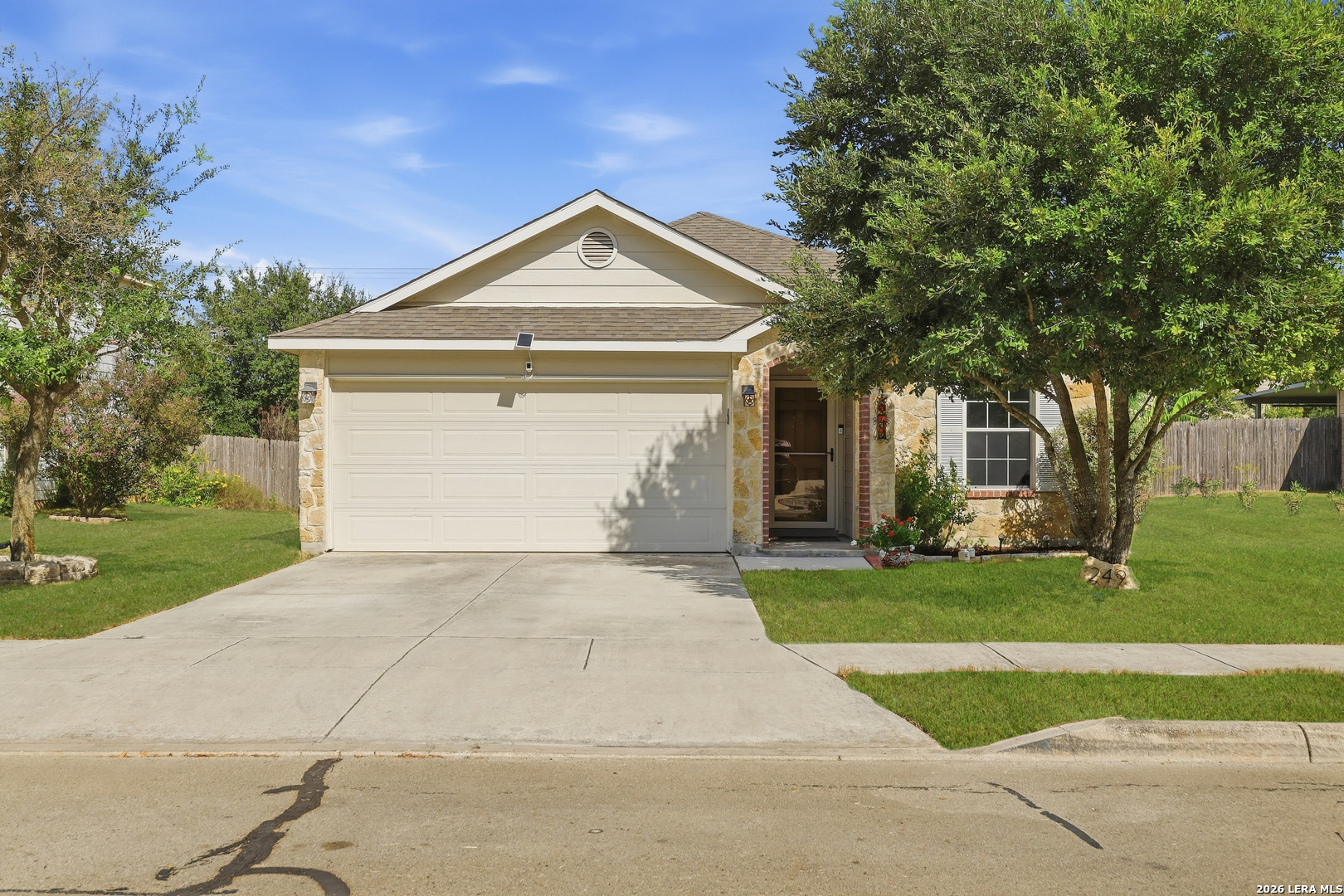 249 Blue Moon Gait Selma TX 78154