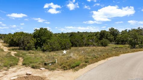 1746 Paradise Parkway Canyon Lake TX 78133