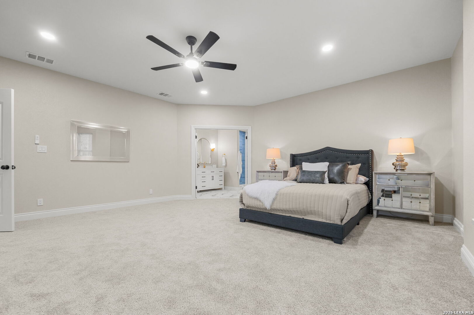 403 E Vista Ridge San Antonio TX 78260