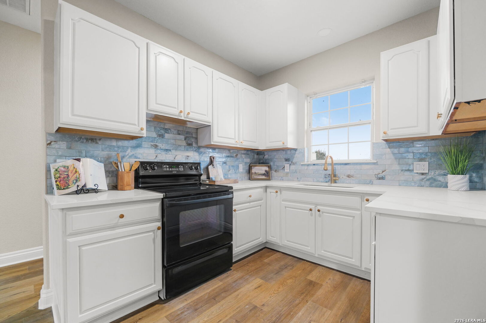 403 E Vista Ridge San Antonio TX 78260