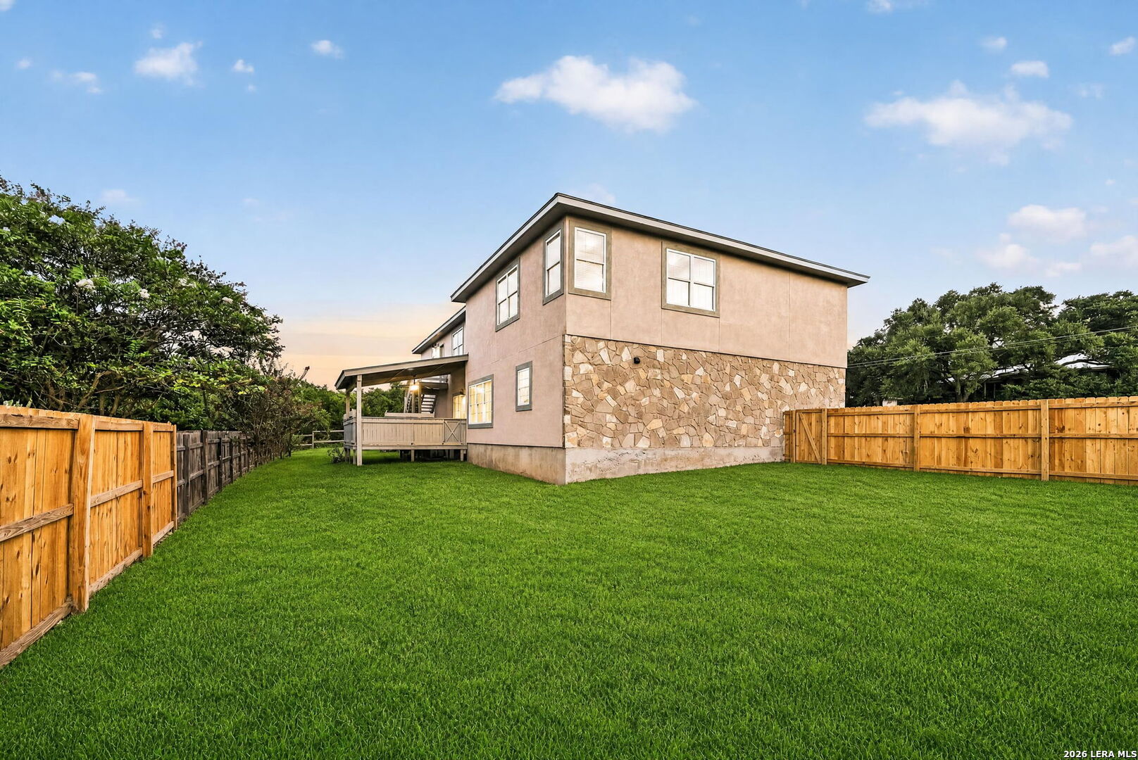 403 E Vista Ridge San Antonio TX 78260