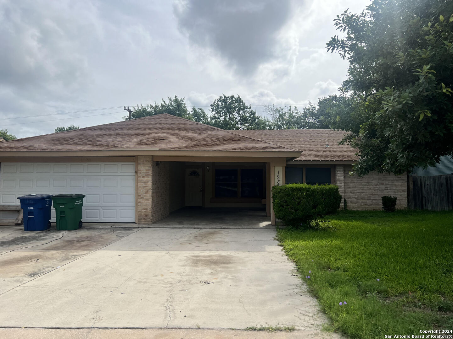 16222 Bear Run Street San Antonio TX 78247