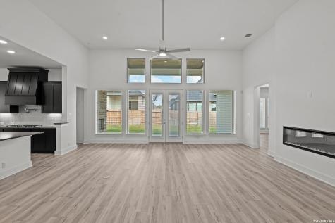 22419 Clarben San Antonio TX 78266