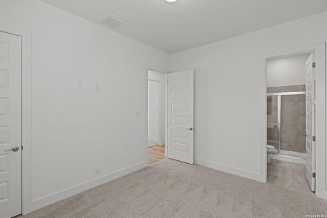 22419 Clarben San Antonio TX 78266