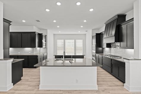 22419 Clarben San Antonio TX 78266