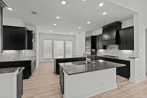 22419 Clarben San Antonio TX 78266